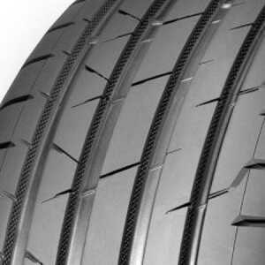  Hakka Black 2 275/50-R21 113Y