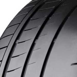 Bridgestone Potenza Race 235/35-R19 91Y